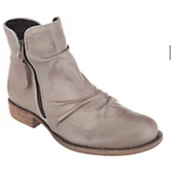 Miz Mooz Leather Ruched Ankle Boots 